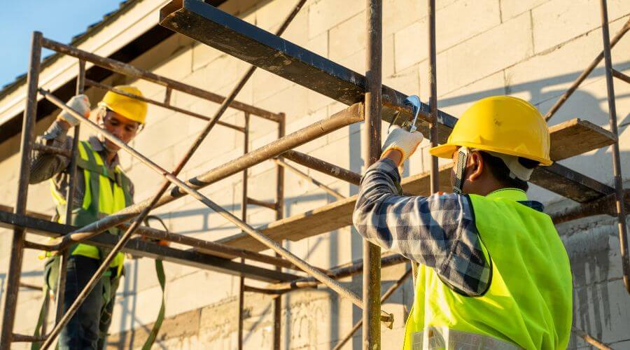 Professional gutter cleaning in Baldwin, MD